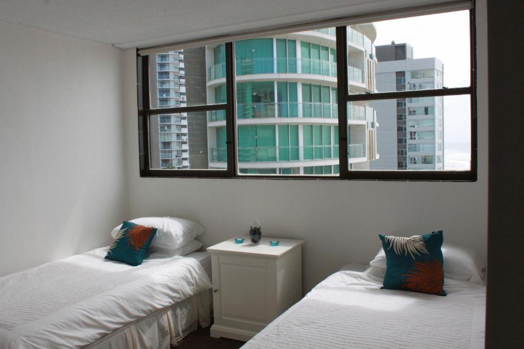 غولد كوست President Holiday Apartments - Absolute Beachfront الغرفة الصورة